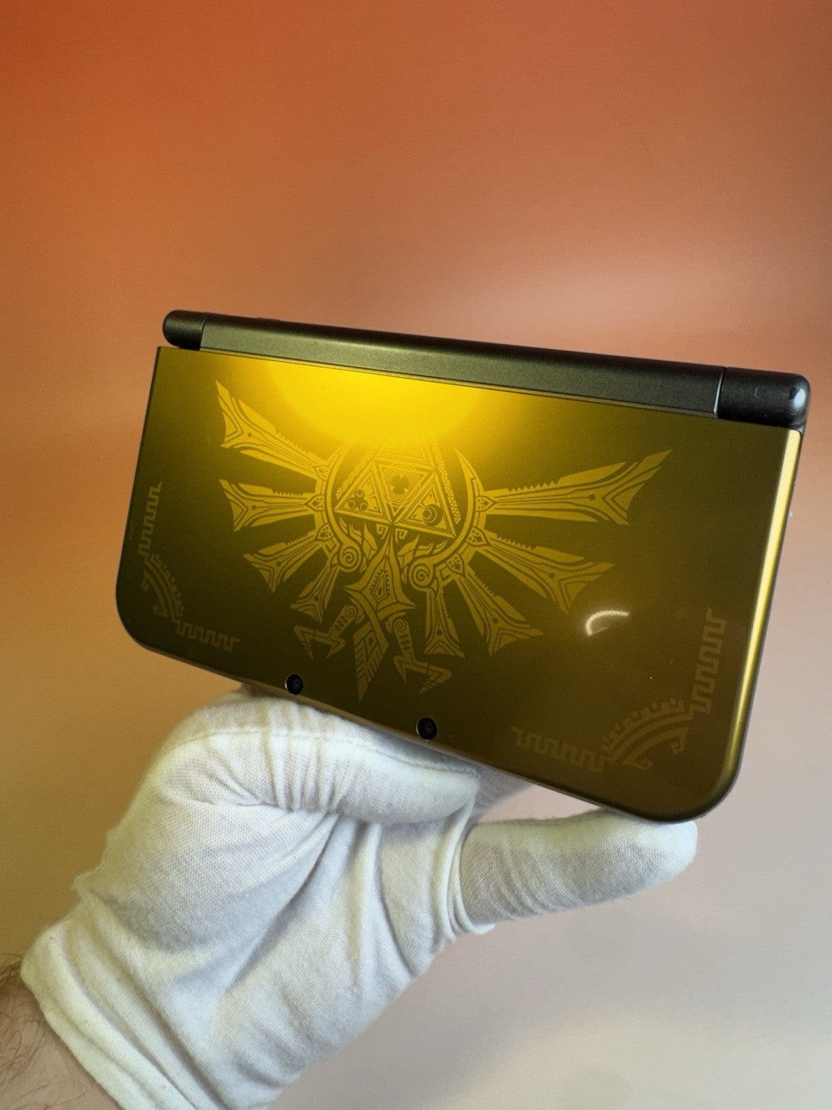 Nintendo New 3DS XL | Hyrule Edition | Top IPS | Refurbished | Zustand A | OVP