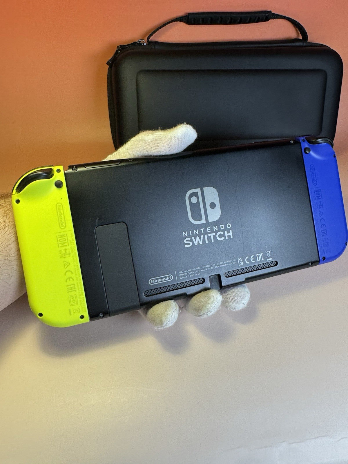 Nintendo Switch | Blau / Neon Gelb Joy-Con | Zustand A