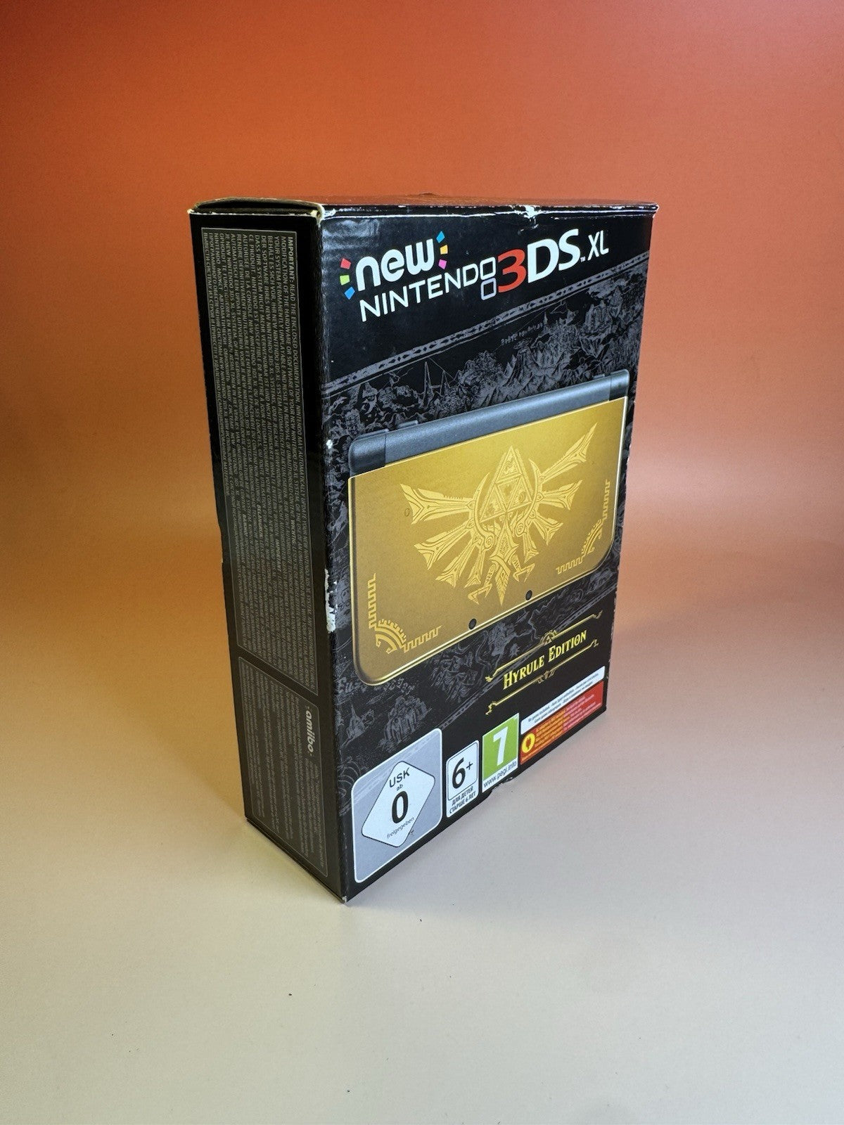Nintendo New 3DS XL | Hyrule Edition | Top IPS | Refurbished | Zustand A | OVP