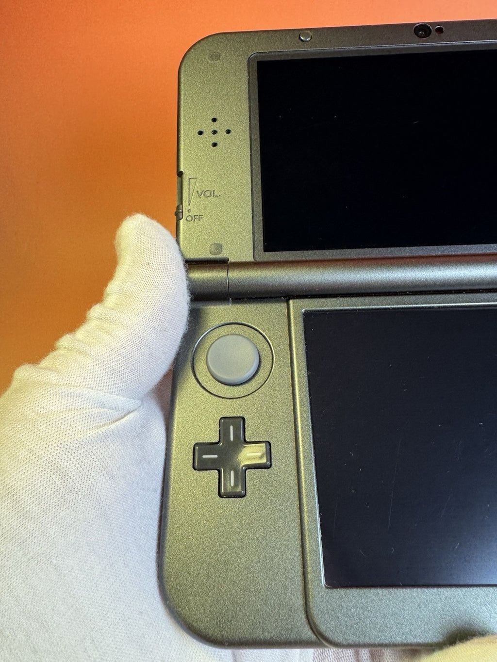 Nintendo New 3DS XL | Hyrule Edition | Top IPS | Refurbished | Zustand A | OVP