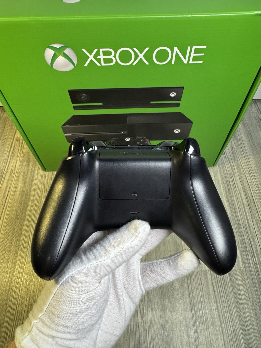 Microsoft Xbox One | Schwarz | 2 Controller + Original Box | Zustand A