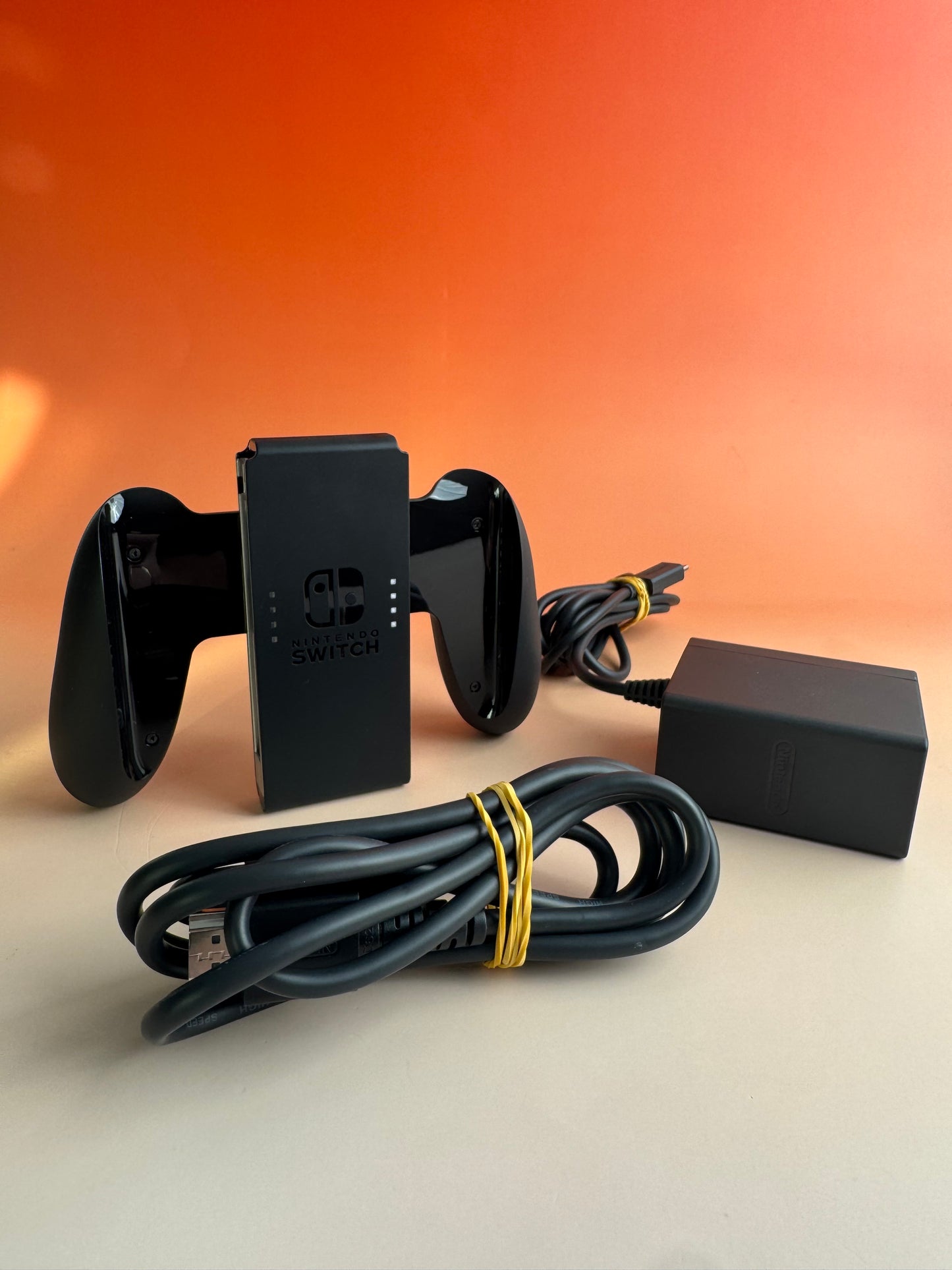 Nintendo Switch OLED | Rot / Blau | CiB OVP | Zustand A+