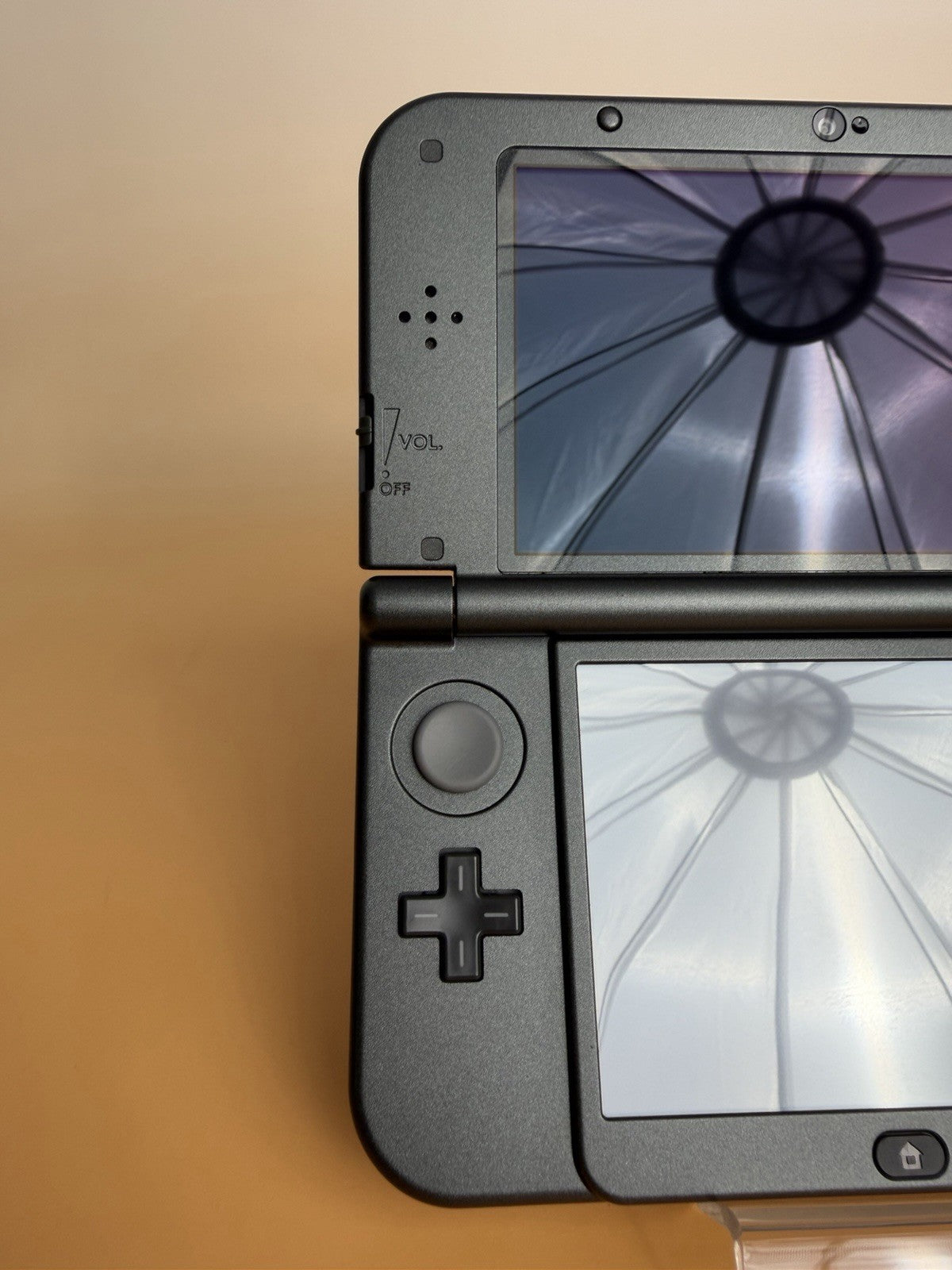 New Nintendo 3DS XL Metallic Schwarz | Top IPS | Zustand A++