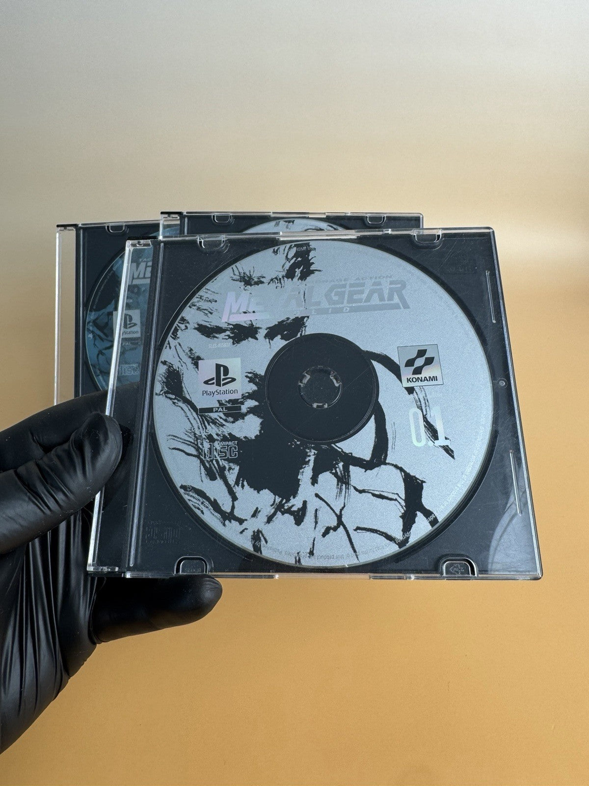 Metal Gear Solid: Special Missions – PS1 PlayStation 1 | 3 Discs | PAL |