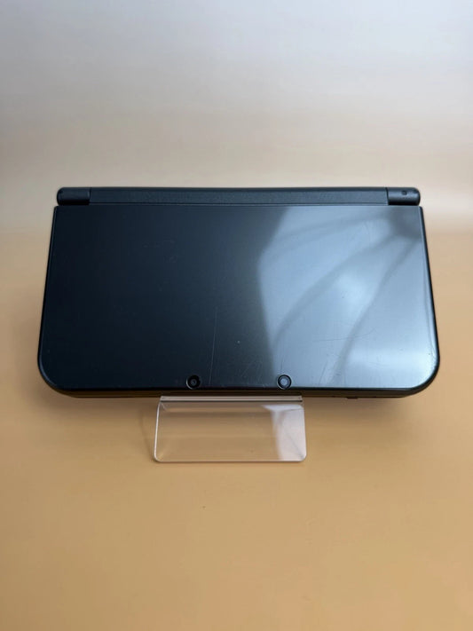New Nintendo 3DS XL | Schwarz Metallic | Bottom IPS Display | Zustand B+
